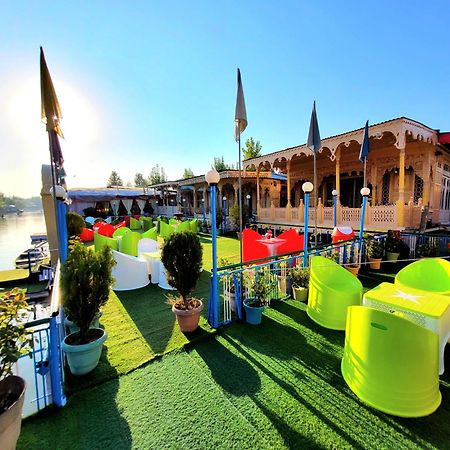Aziz Palace Group Of Houseboats Srinagar  Exterior photo