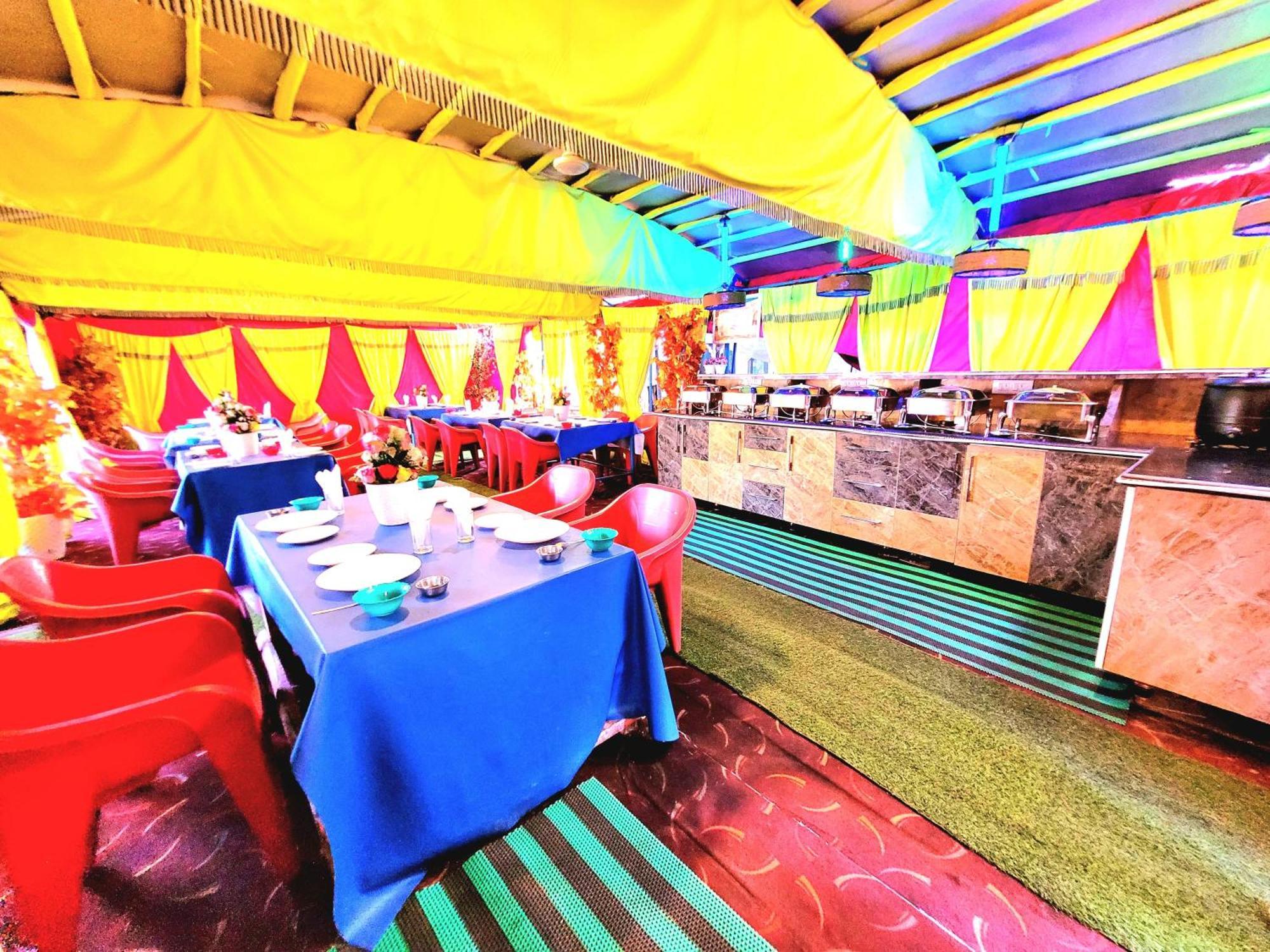 Aziz Palace Group Of Houseboats Srinagar  Exterior photo