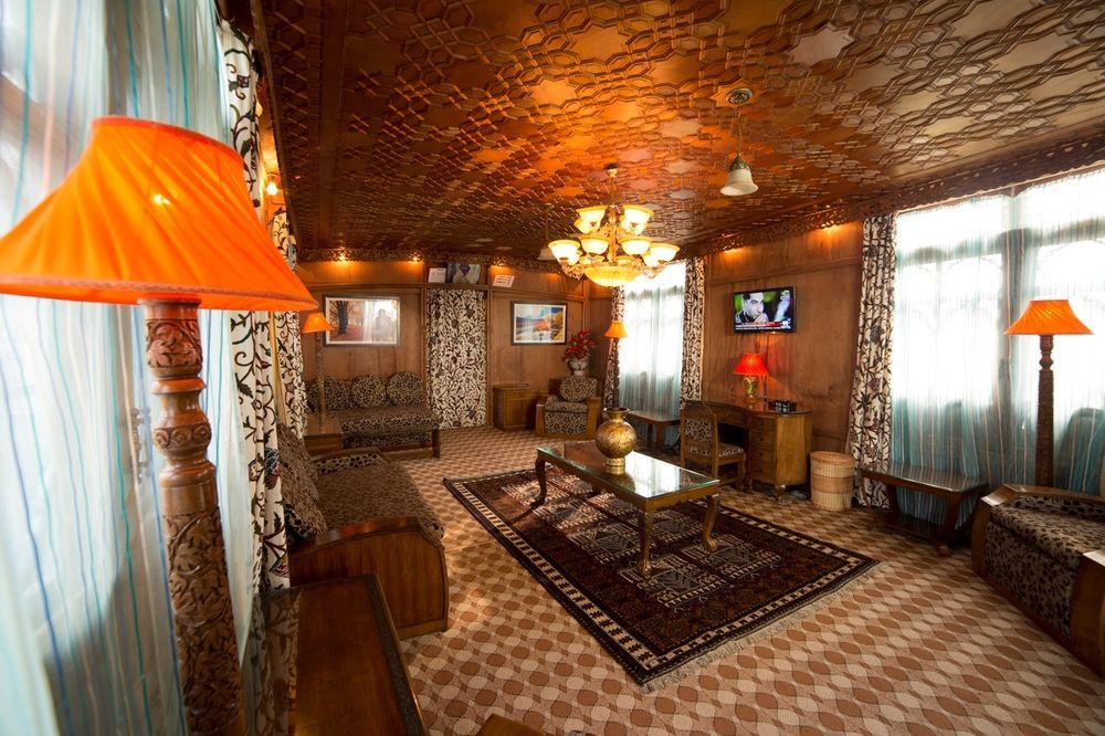 Aziz Palace Group Of Houseboats Srinagar  Exterior photo